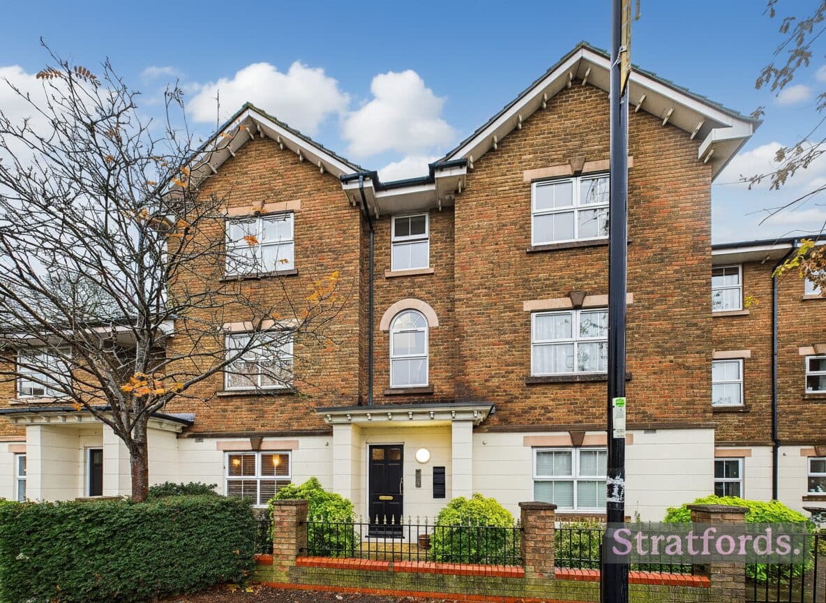 Hockliffe Street, Oakland House, LU7