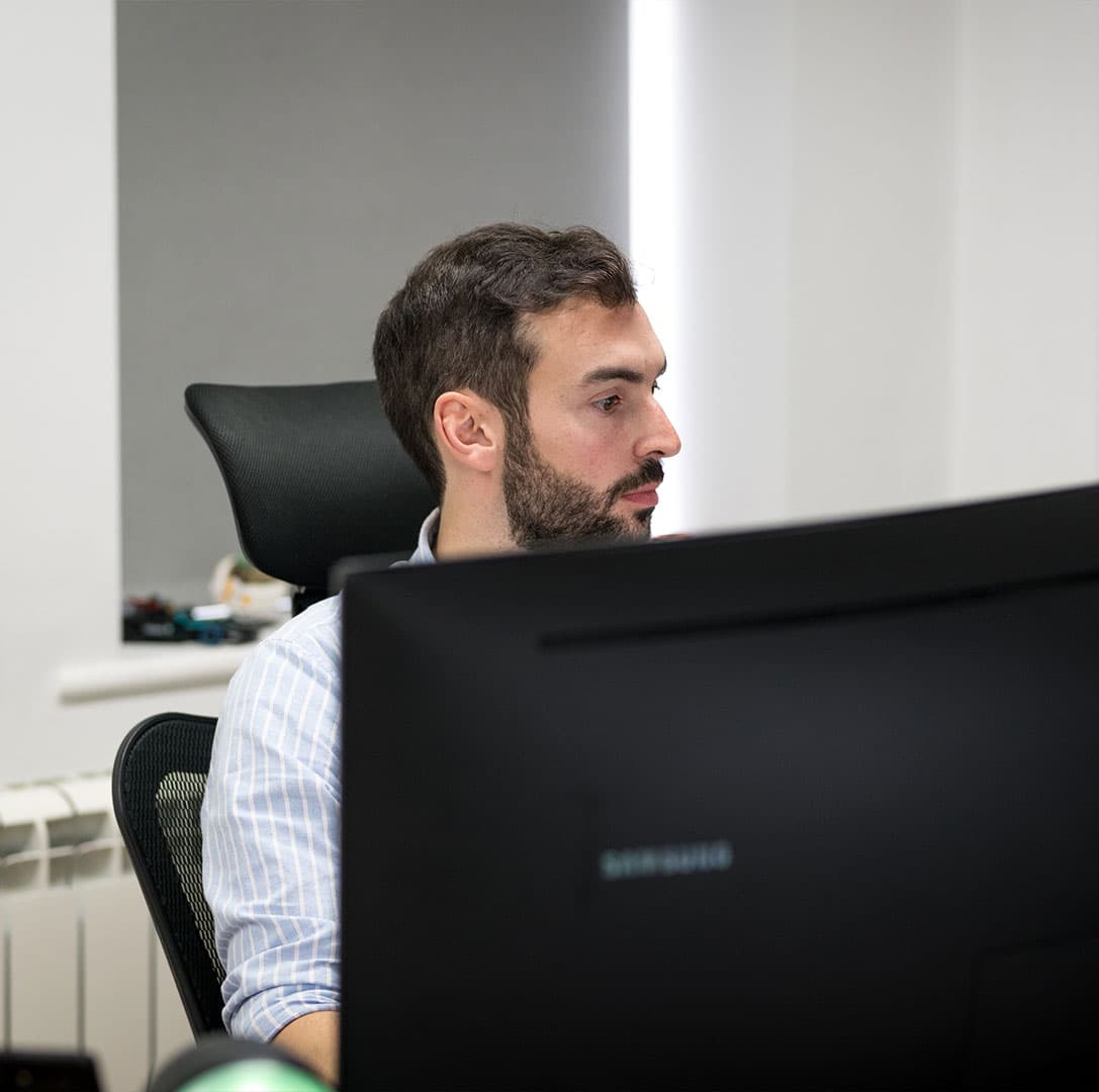 <span style="color:hsl(306,84%,88%);">Personal</span>